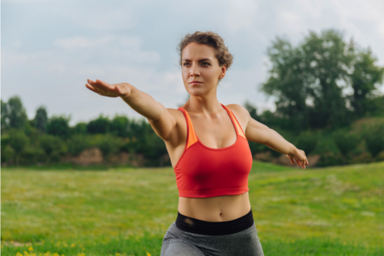 mulher fazendo exercício para acelerar o metabolismo para emagrecer